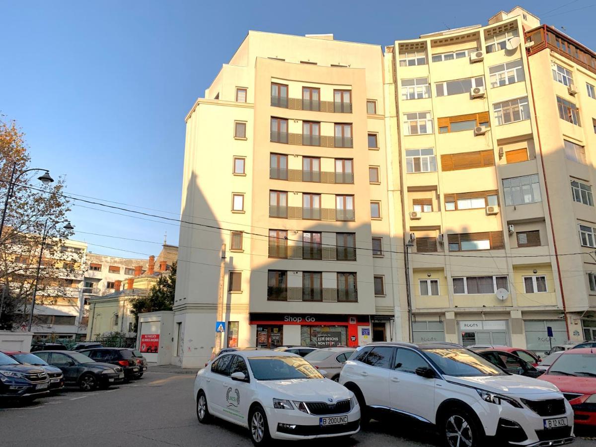 Downtown Italian Studio Bucarest Extérieur photo