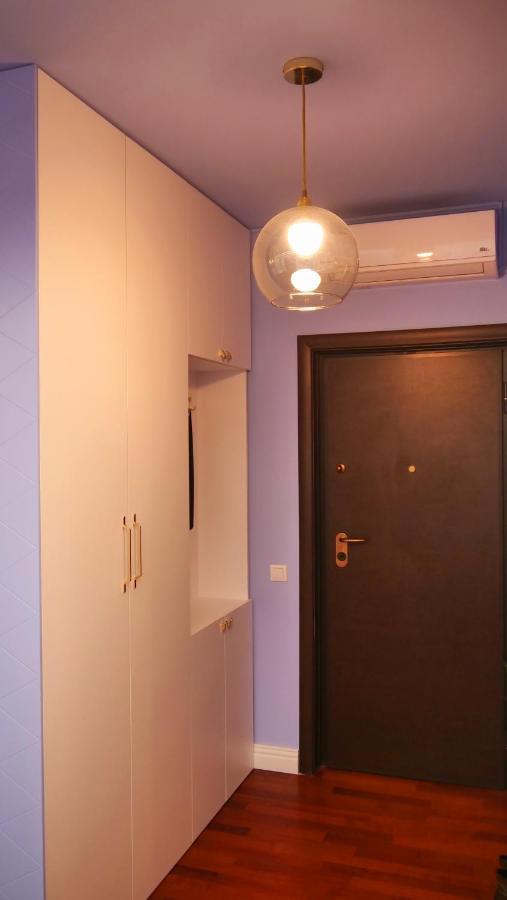 Downtown Italian Studio Bucarest Extérieur photo